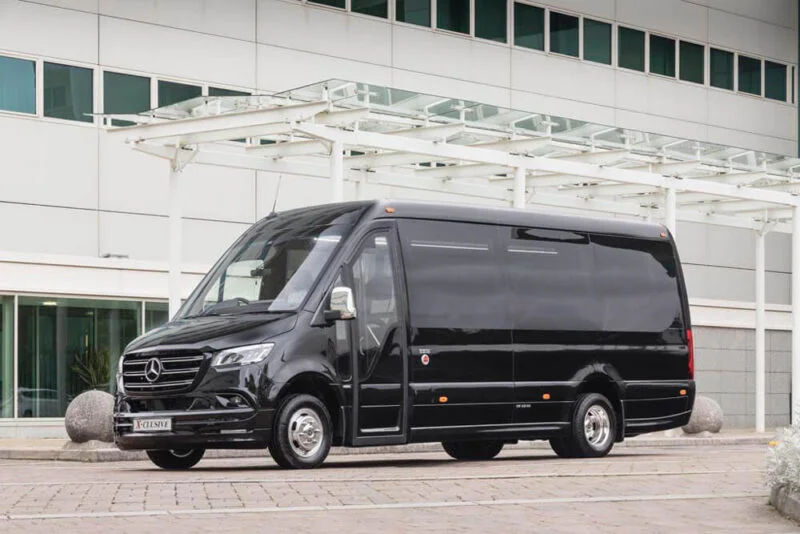 London Warwick Minibus Hire
